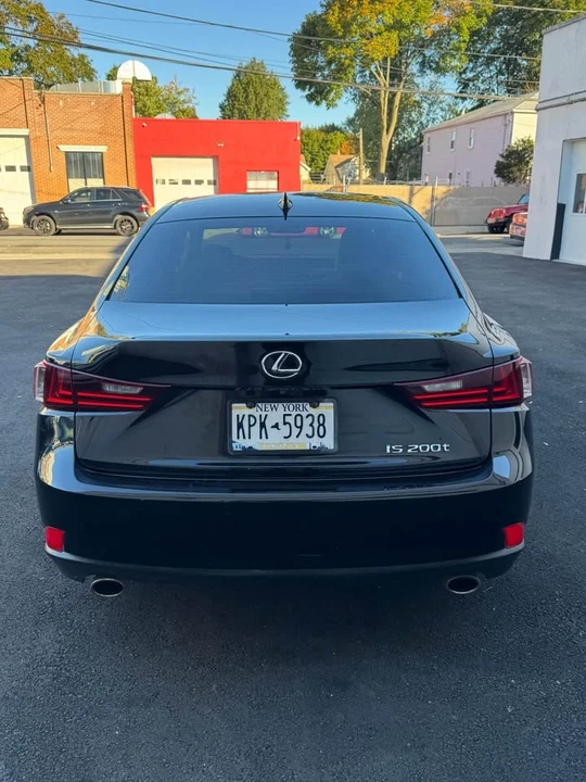 2016 Lexus IS 3rd Gen - Image 4 of 6
