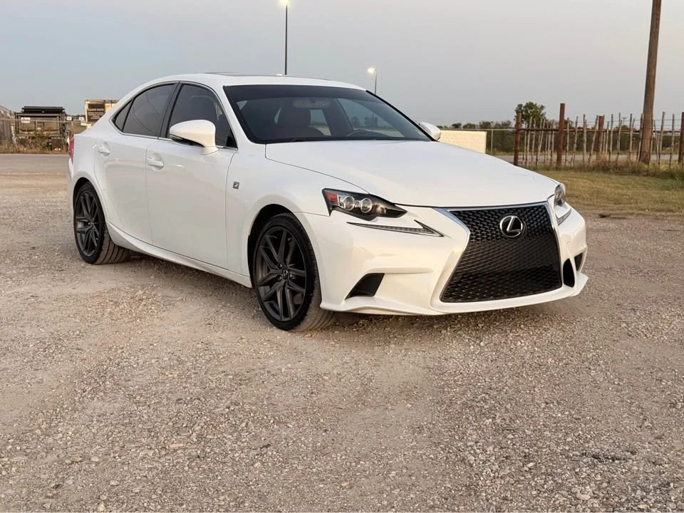 2016 Lexus IS 3rd Gen - Image 4 of 20