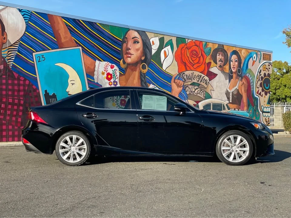 2016 Lexus IS 3rd Gen - Image 4 of 9