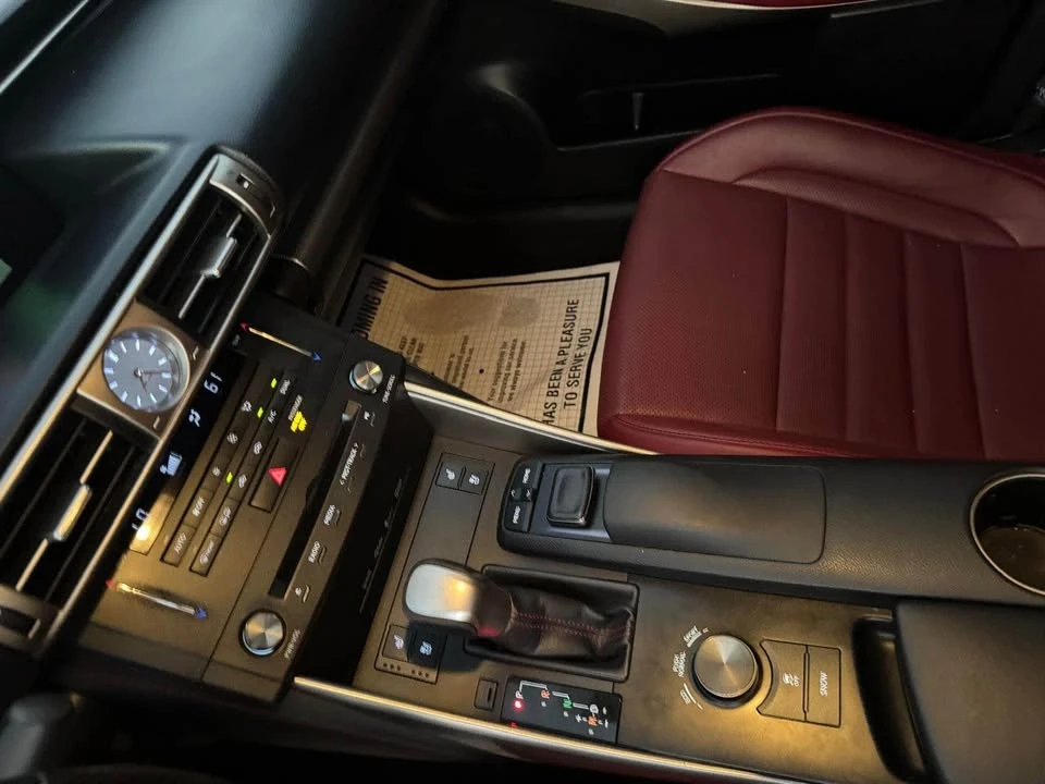 2016 Lexus IS 3rd Gen - Image 17 of 19