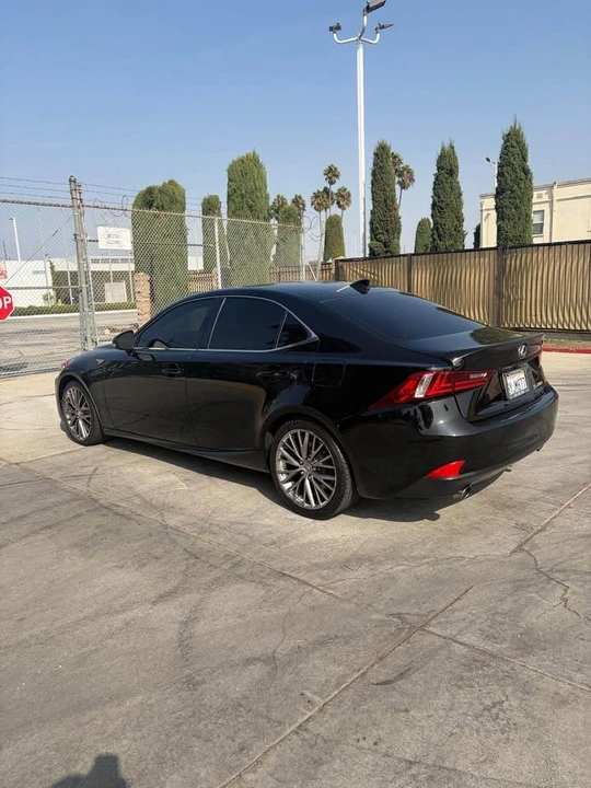 2016 Lexus IS 3rd Gen - Image 7 of 14