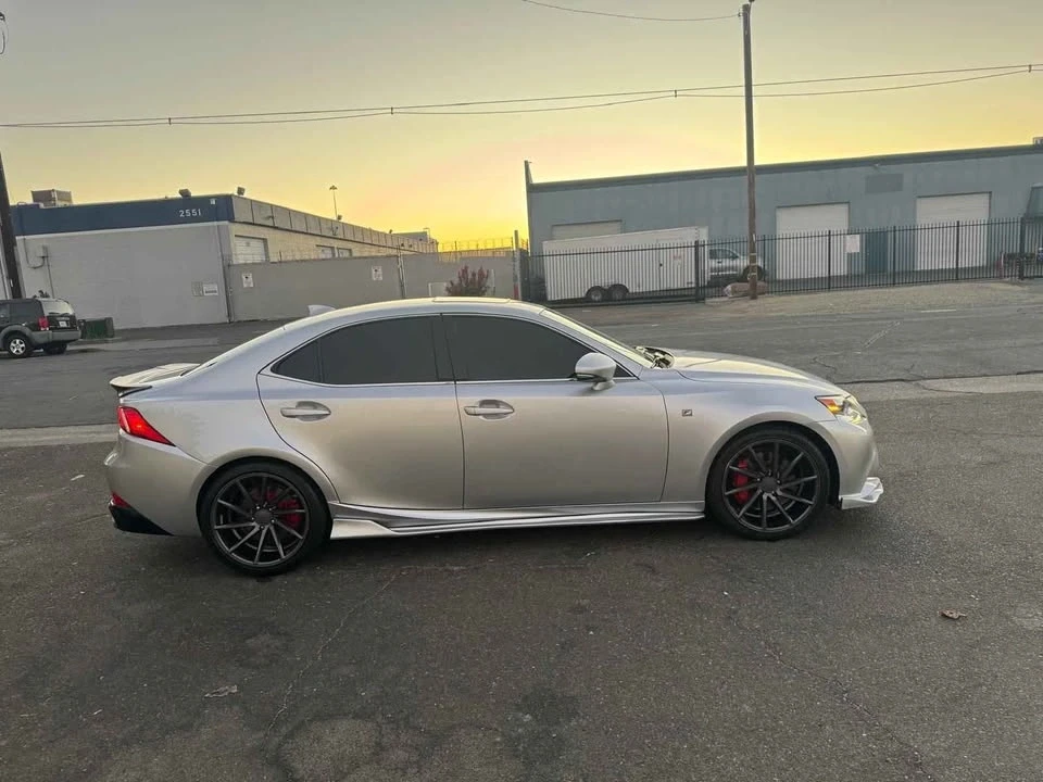 2016 Lexus IS 3rd Gen - Image 4 of 19