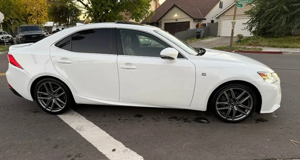 2016 Lexus IS 3rd Gen - Image 4 of 15