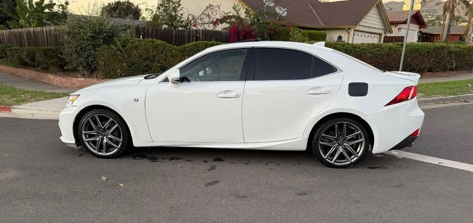 2016 Lexus IS 3rd Gen - Image 7 of 15