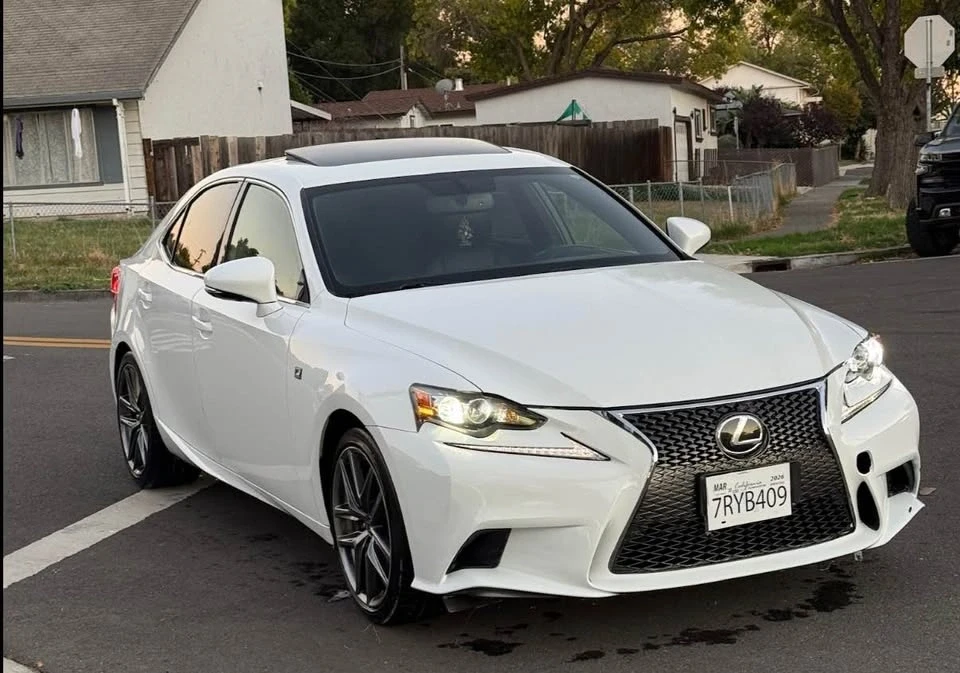 2016 Lexus IS 3rd Gen - Image 3 of 15