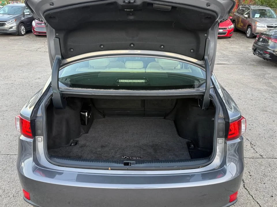 2016 Lexus IS 3rd Gen - Image 17 of 18