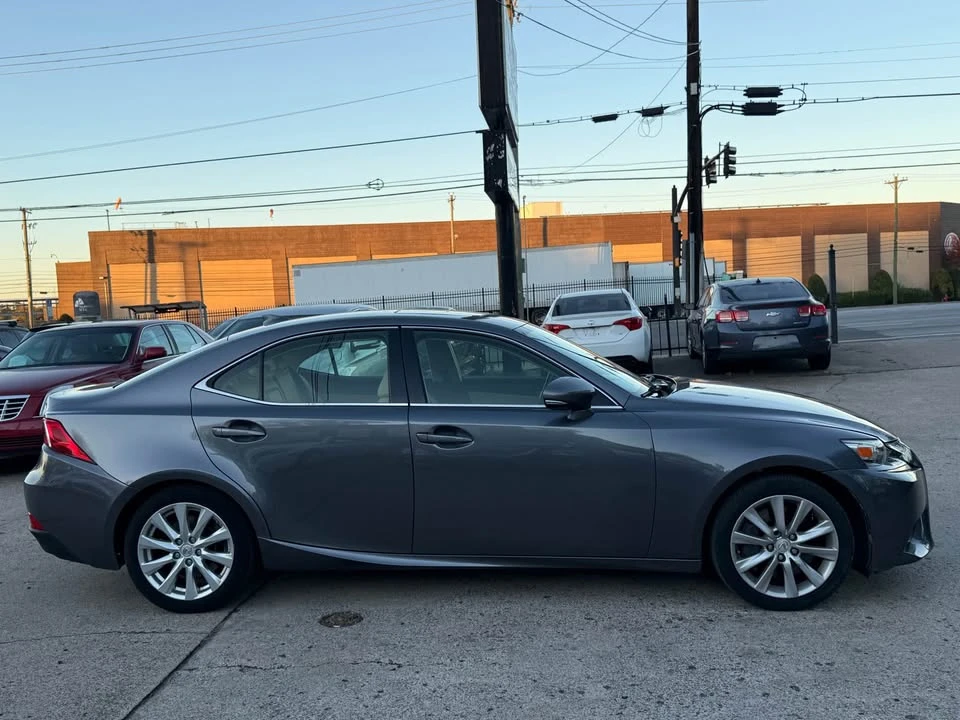 2016 Lexus IS 3rd Gen - Image 5 of 18