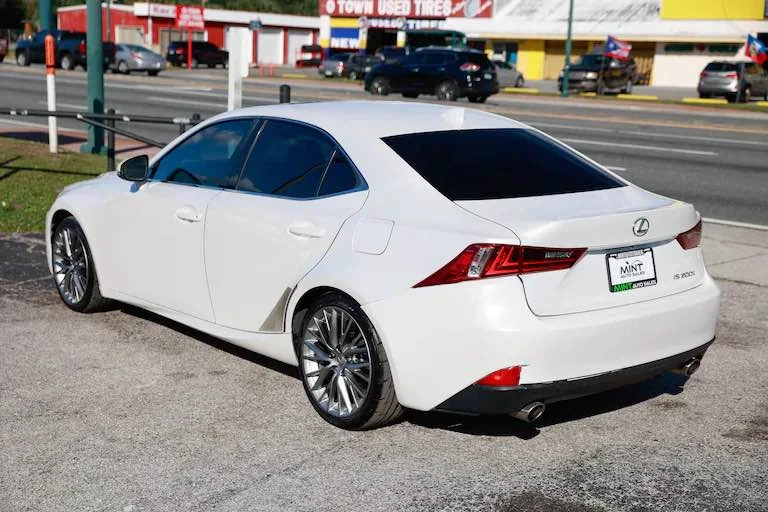2016 Lexus IS 3rd Gen - Image 4 of 9