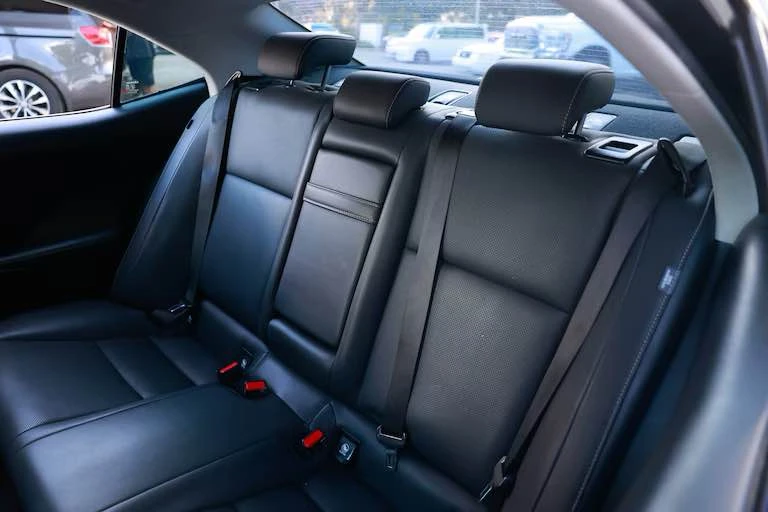 2016 Lexus IS 3rd Gen - Image 5 of 9