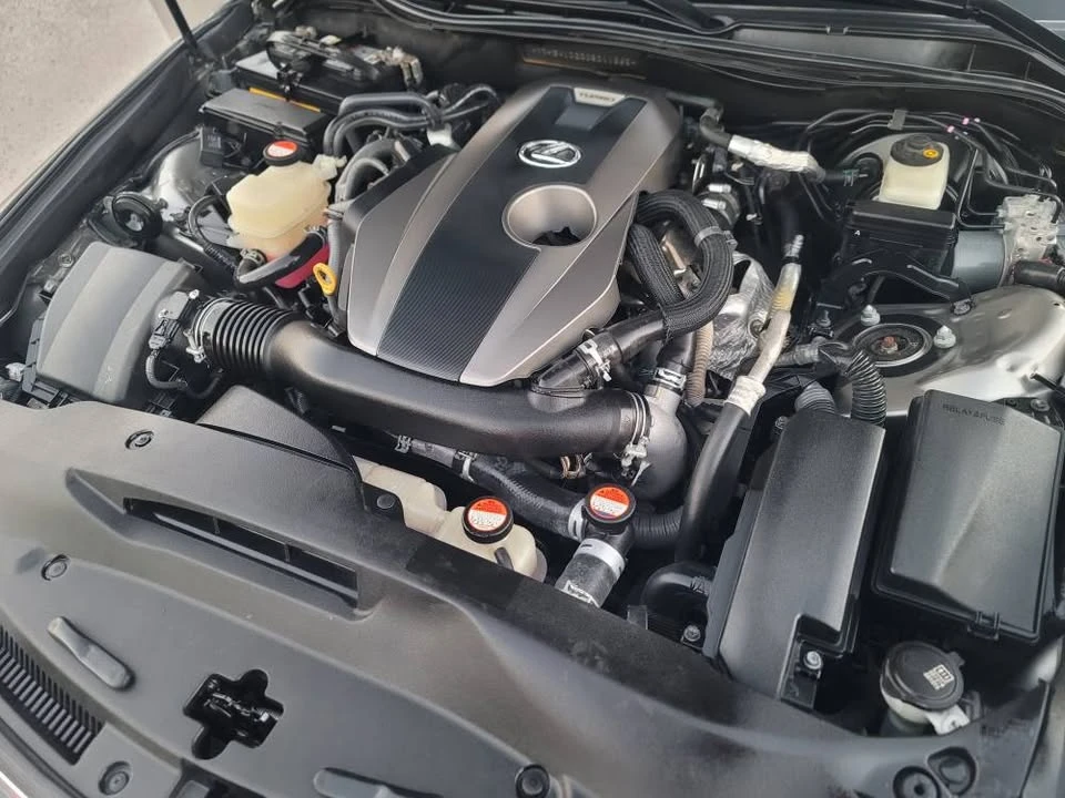 2016 Lexus IS 3rd Gen - Image 14 of 17