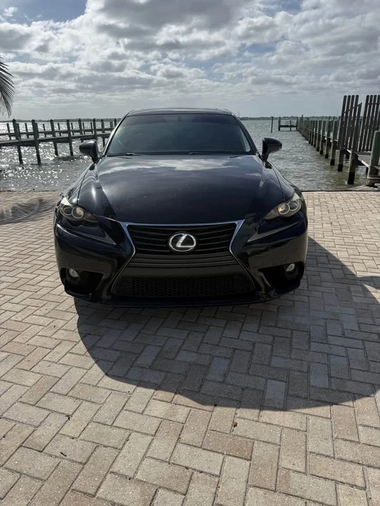 2016 Lexus IS 3rd Gen - Image 8 of 19
