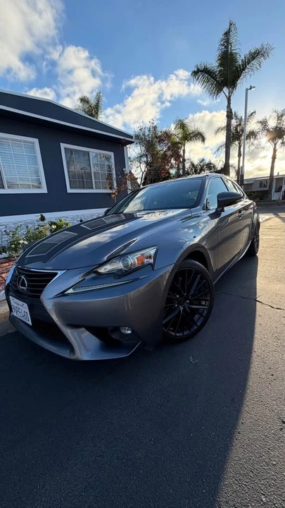 2016 Lexus IS 3rd Gen - Image 4 of 9