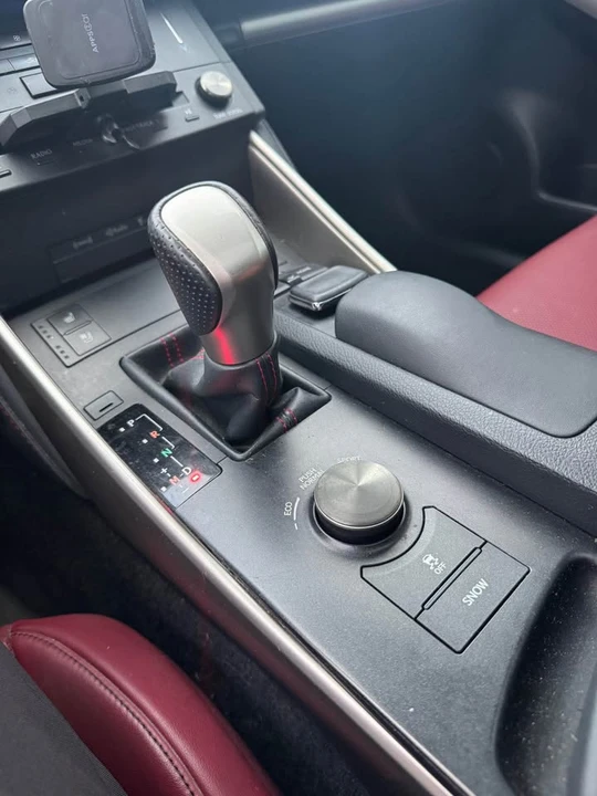 2016 Lexus IS 3rd Gen - Image 13 of 15