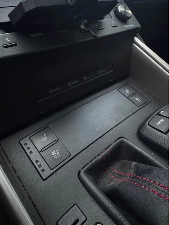 2016 Lexus IS 3rd Gen - Image 14 of 15