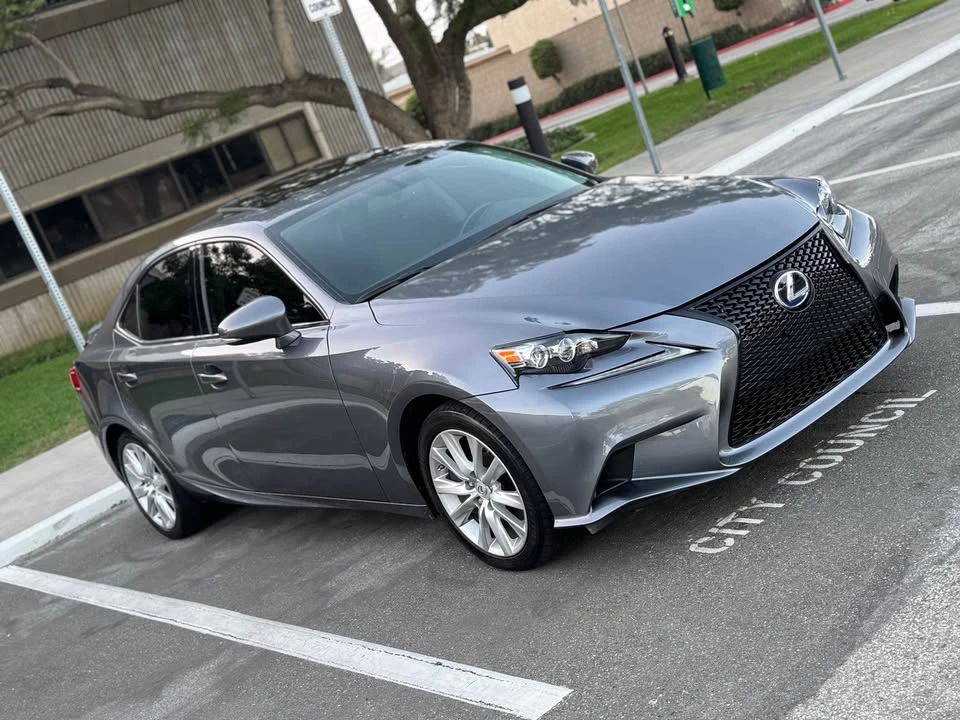 2016 Lexus IS 3rd Gen - Image 2 of 18