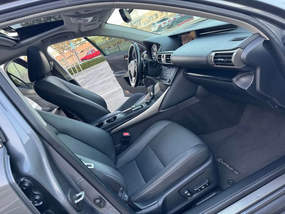 2016 Lexus IS 3rd Gen - Image 15 of 18