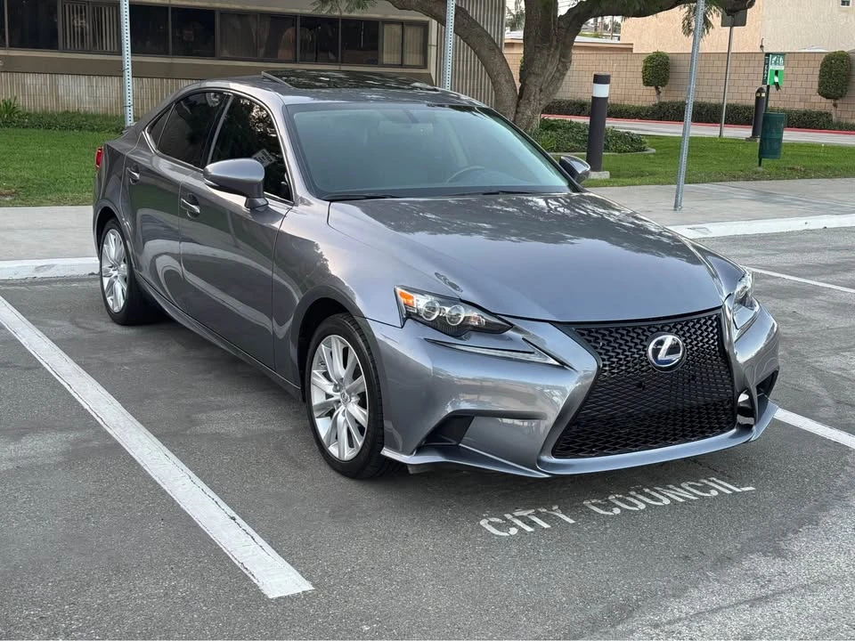 2016 Lexus IS 3rd Gen - Image 18 of 18