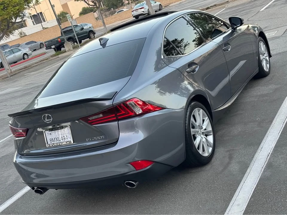 2016 Lexus IS 3rd Gen - Image 11 of 20