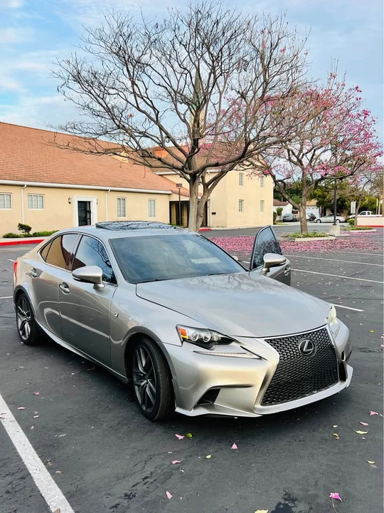 2016 Lexus IS 3rd Gen - Image 6 of 19