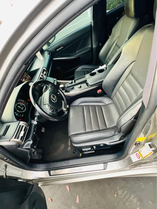 2016 Lexus IS 3rd Gen - Image 9 of 19
