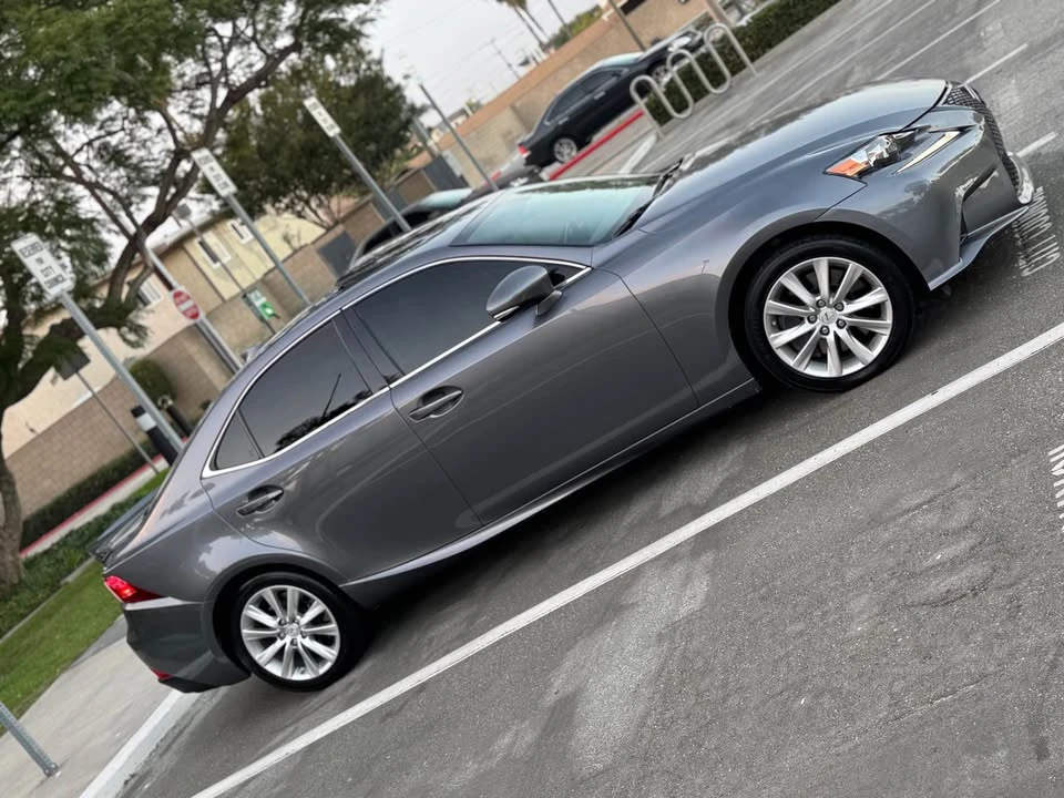 2016 Lexus IS 3rd Gen - Image 8 of 20