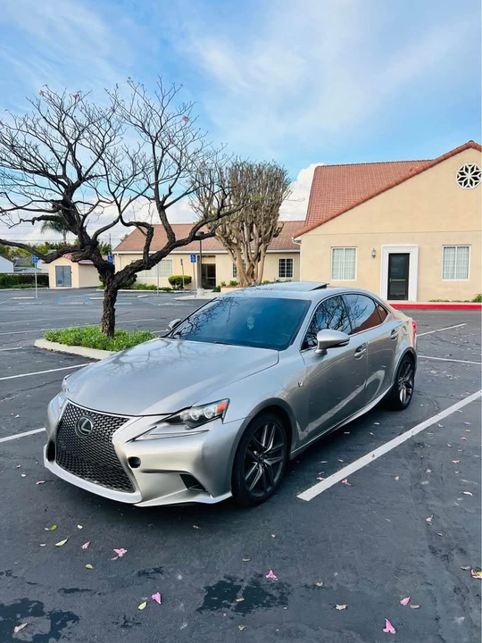 2016 Lexus IS 3rd Gen - Image 3 of 19