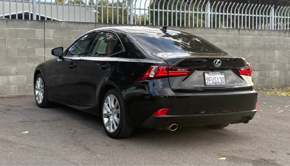 2016 Lexus IS 3rd Gen - Image 5 of 5