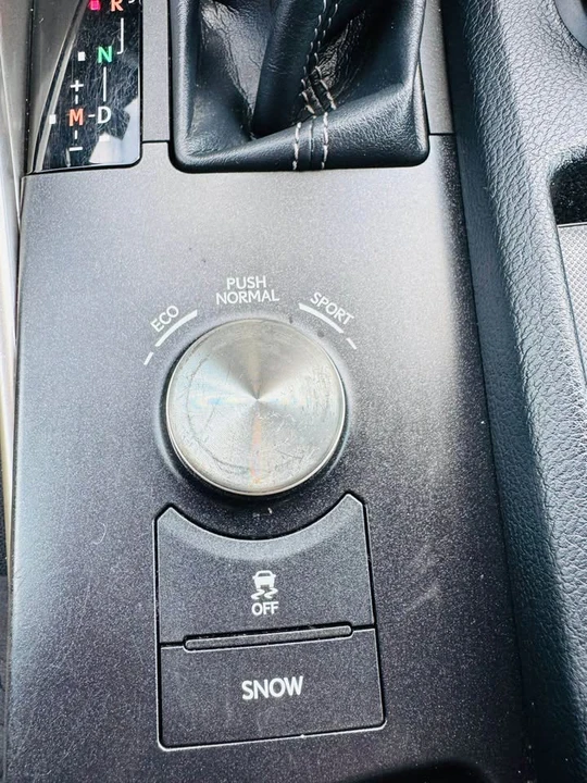 2016 Lexus IS 3rd Gen - Image 9 of 14