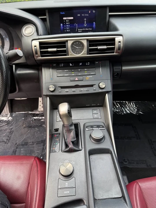2016 Lexus IS 3rd Gen - Image 11 of 14