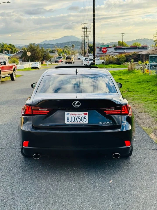 2016 Lexus IS 3rd Gen - Image 7 of 14