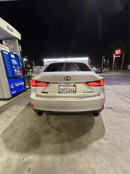 2016 Lexus IS 3rd Gen - Image 3 of 10