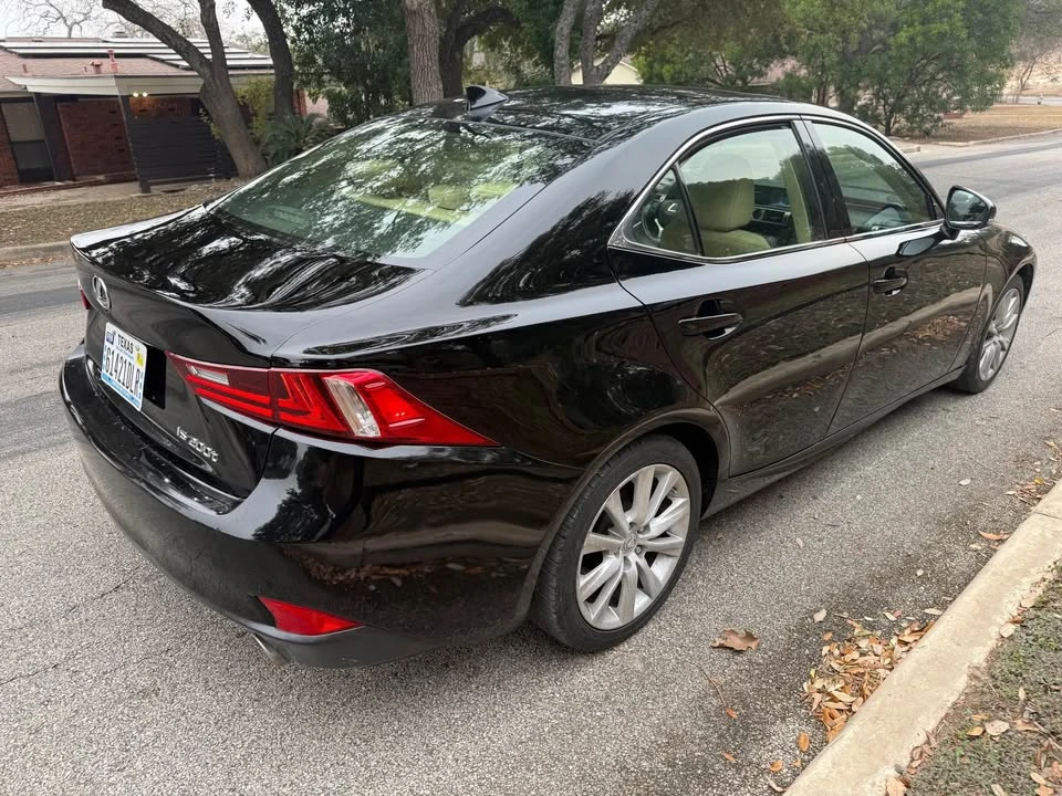 2016 Lexus IS 3rd Gen - Image 4 of 16