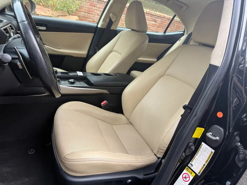 2016 Lexus IS 3rd Gen - Image 8 of 16