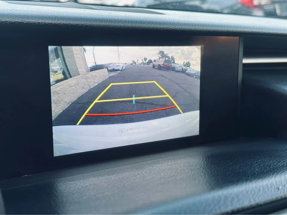 2016 Lexus IS 3rd Gen - Image 16 of 20