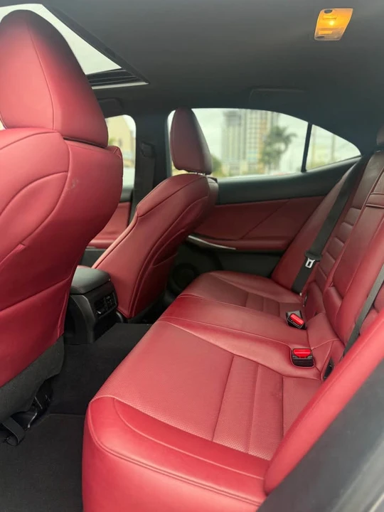 2016 Lexus IS 3rd Gen - Image 6 of 8