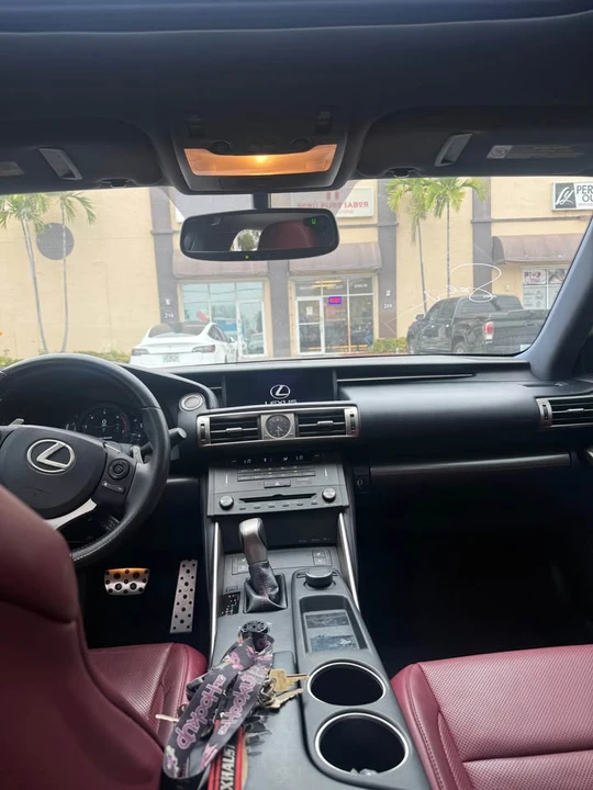 2016 Lexus IS 3rd Gen - Image 7 of 8