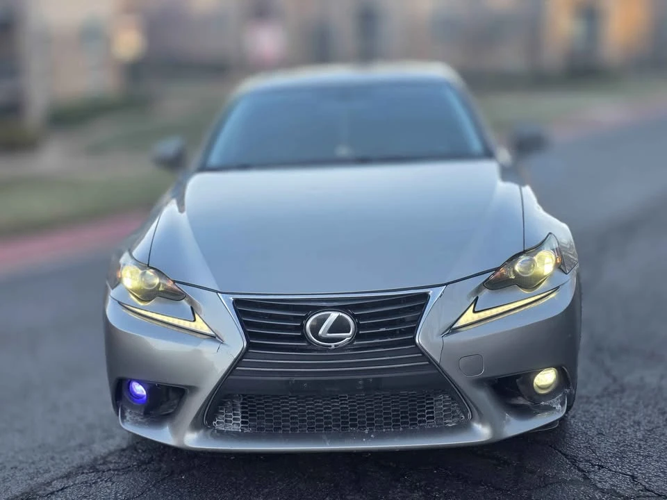 2016 Lexus IS 3rd Gen - Image 2 of 13