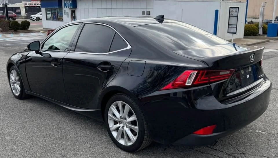 2016 Lexus IS 3rd Gen - Image 4 of 10