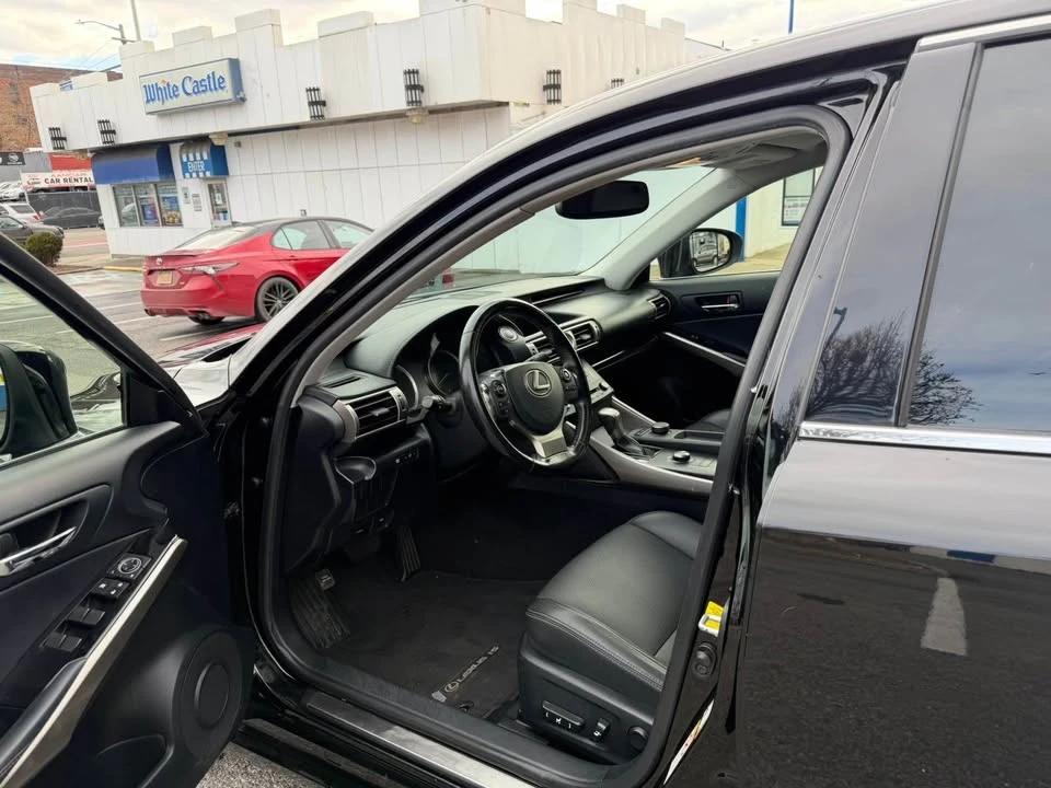 2016 Lexus IS 3rd Gen - Image 9 of 10