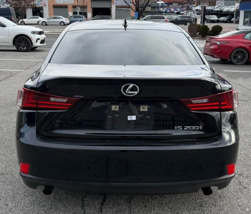 2016 Lexus IS 3rd Gen - Image 6 of 10