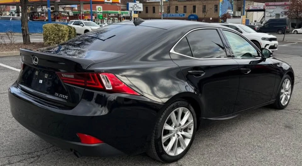 2016 Lexus IS 3rd Gen - Image 4 of 10