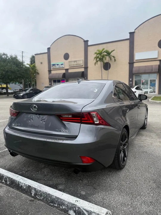 2016 Lexus IS 3rd Gen - Image 5 of 8