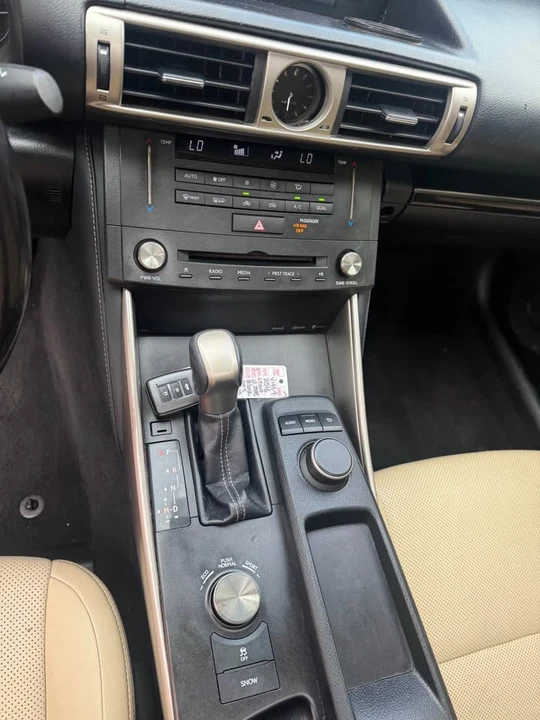 2016 Lexus IS 3rd Gen - Image 10 of 20