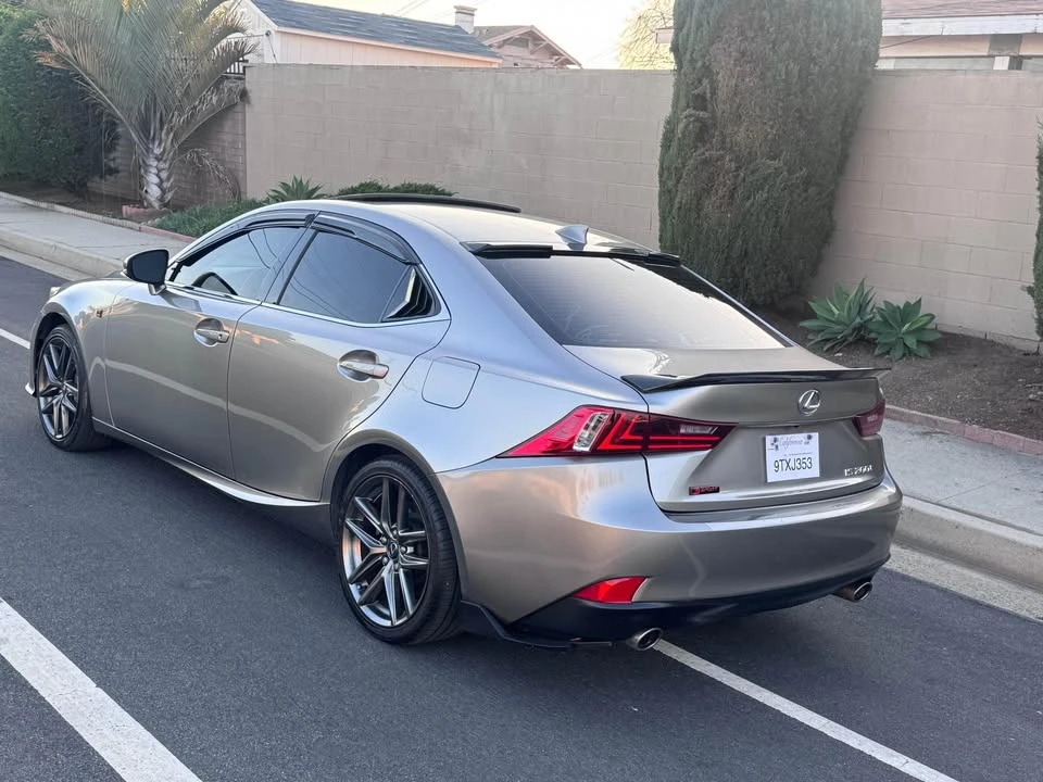 2016 Lexus IS 3rd Gen - Image 9 of 18