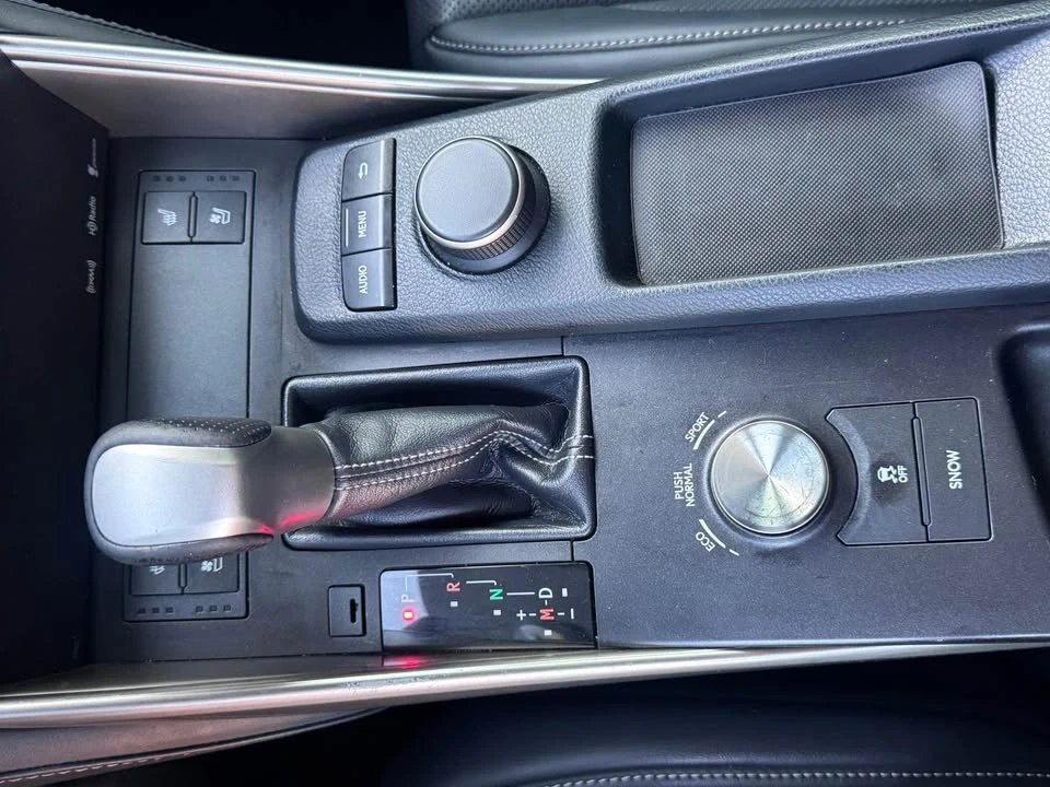 2016 Lexus IS 3rd Gen - Image 18 of 18