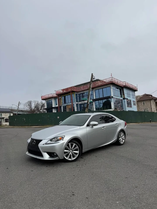 2016 Lexus IS 3rd Gen - Image 3 of 4
