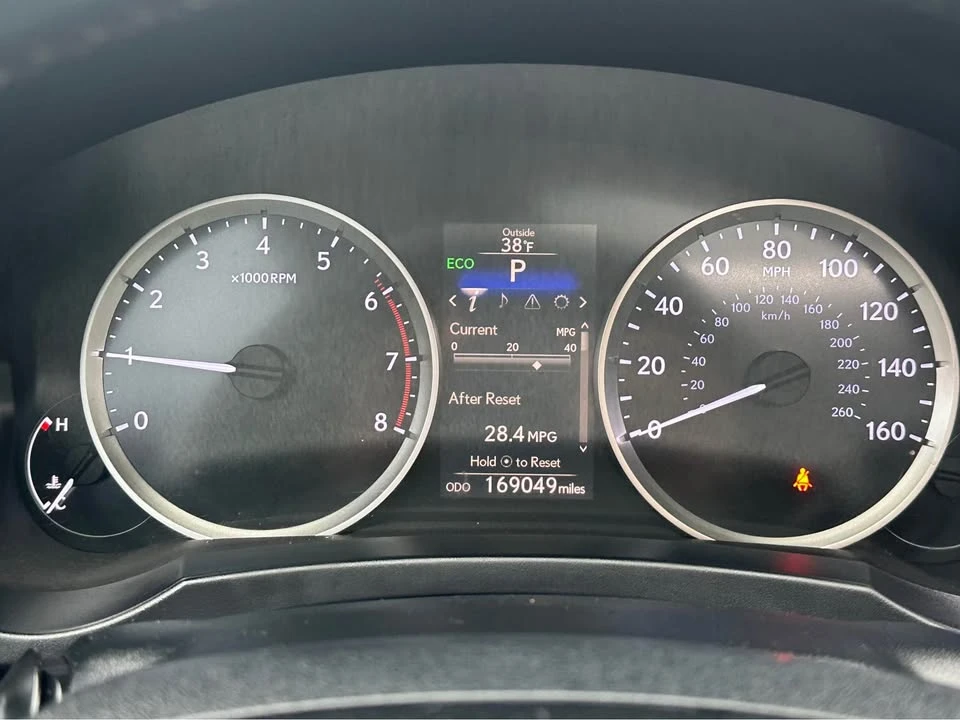 2016 Lexus IS 3rd Gen - Image 16 of 18
