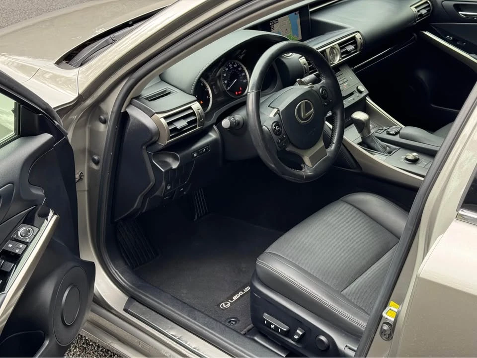 2016 Lexus IS 3rd Gen - Image 8 of 13