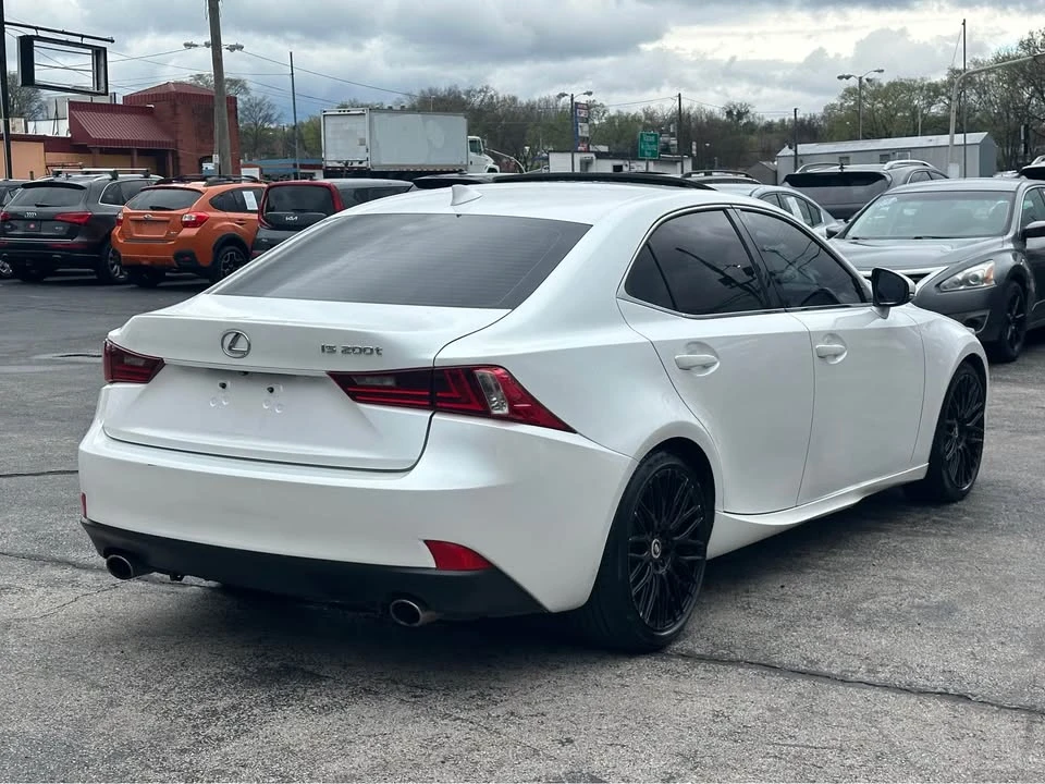 2016 Lexus IS 3rd Gen - Image 4 of 18