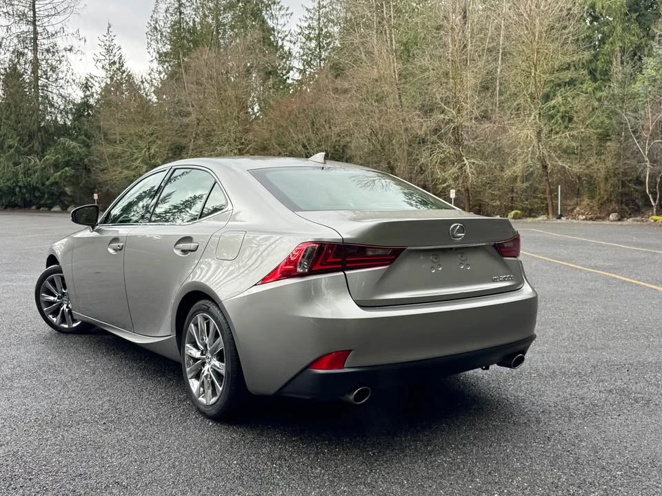 2016 Lexus IS 3rd Gen - Image 5 of 13